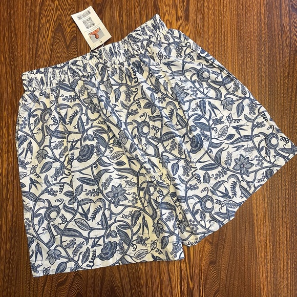 NWT Liberty & Justice Women’s The Ainatou Shorts, M, Made in Africa - Picture 2 of 2